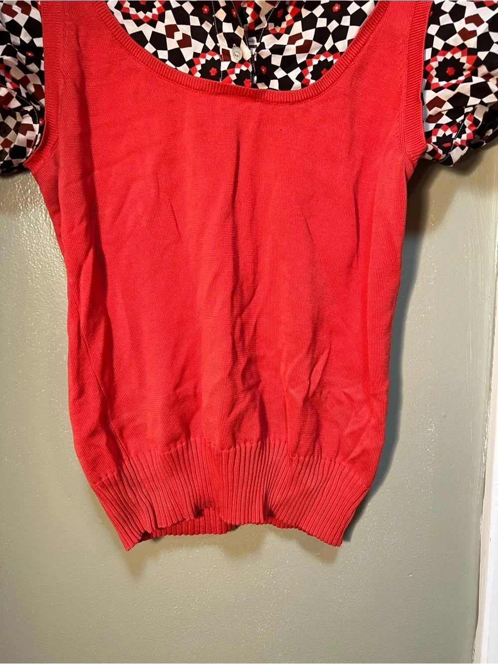 Tory Burch Women's Size Medium Twofer Sweater Blouse Coral Geometric Collared